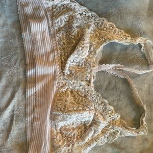 Victoria Secret bralette size XL NEW never worn